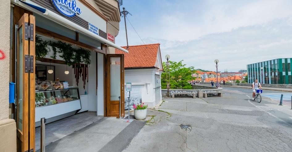 Sladoledar na Trgu revolucije