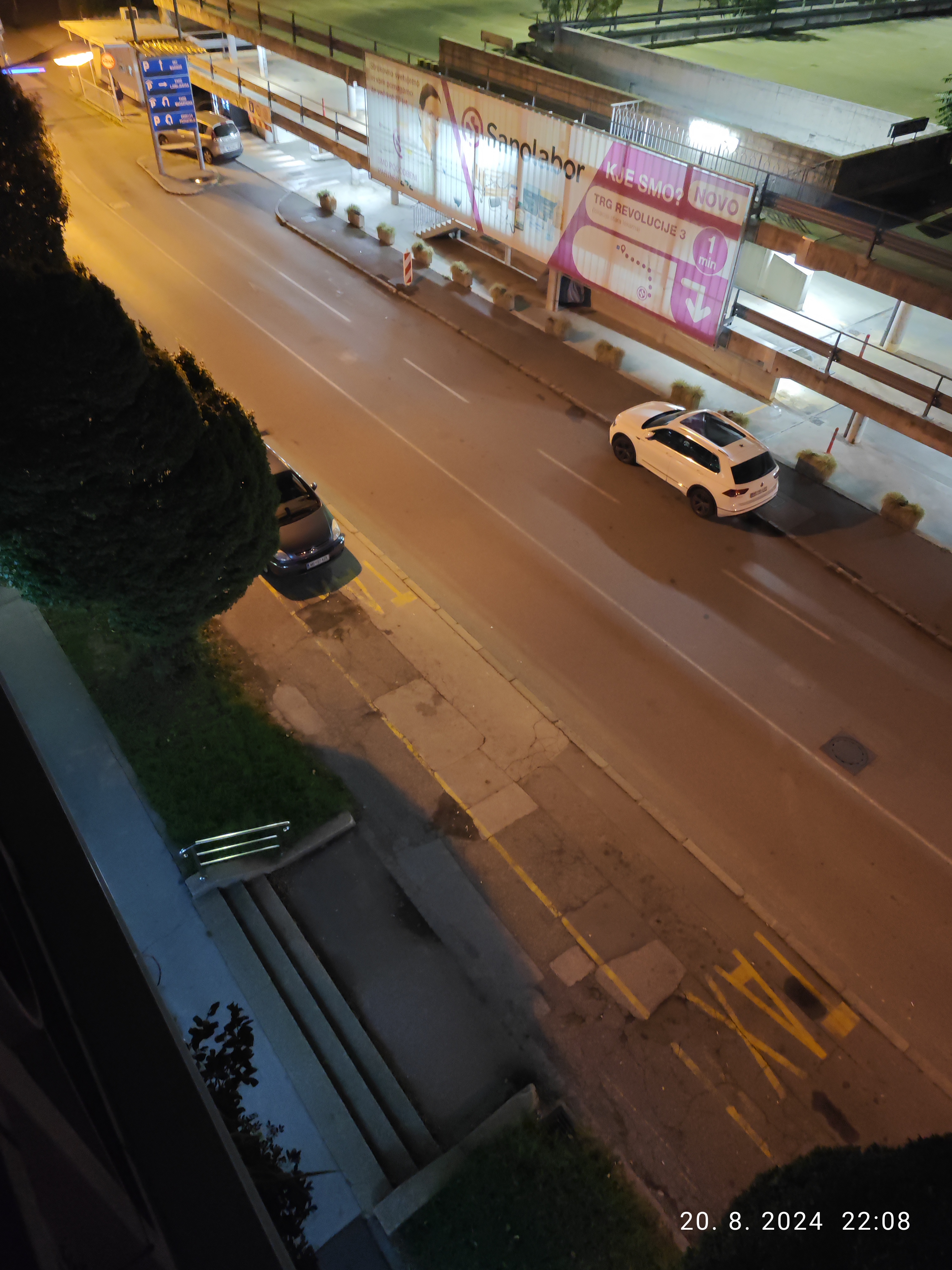 Nočni hrup taksi službe