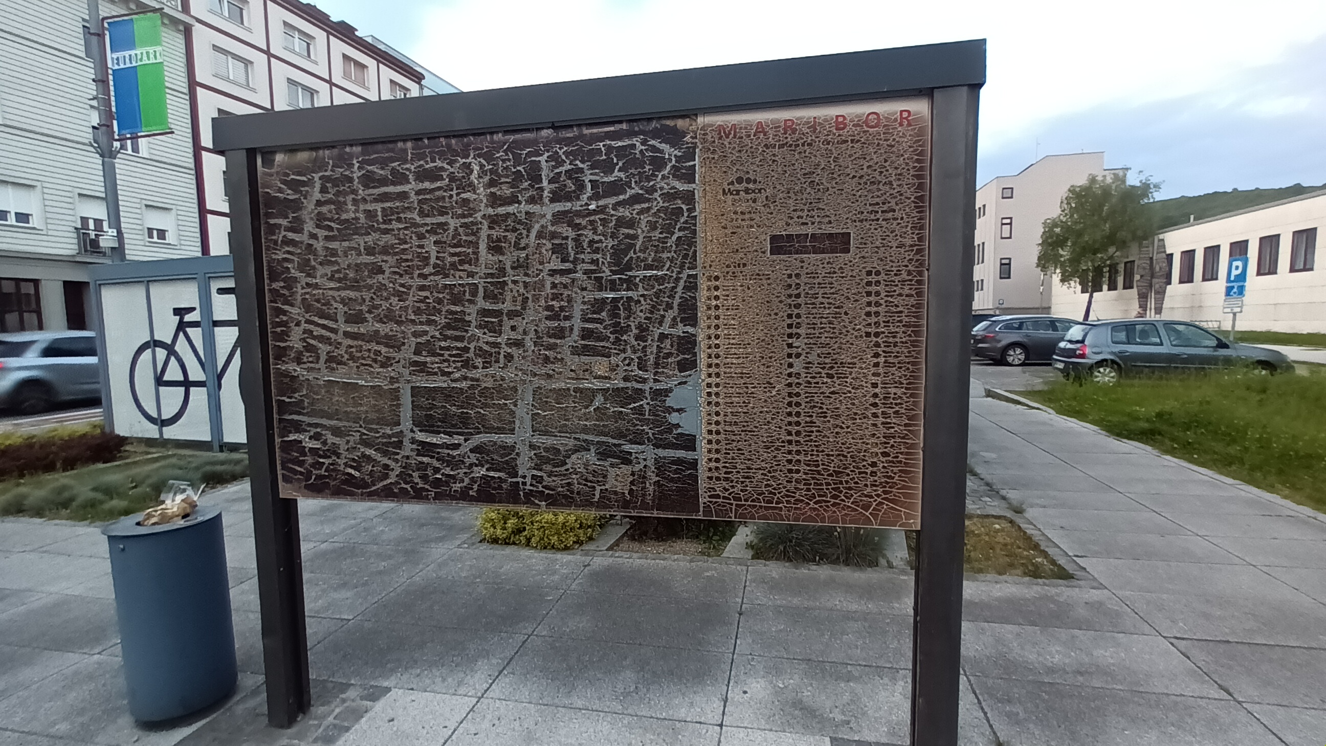 Zemljevid MB na železniški postaji