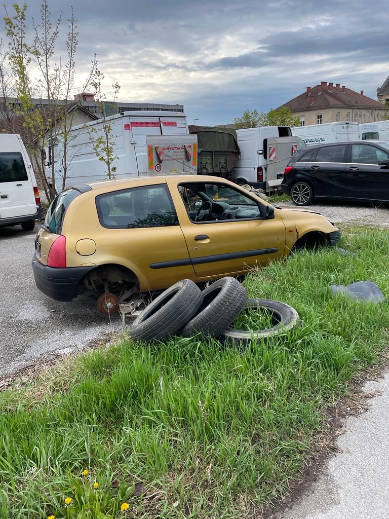 Divja odlagališča vojašnica Melje