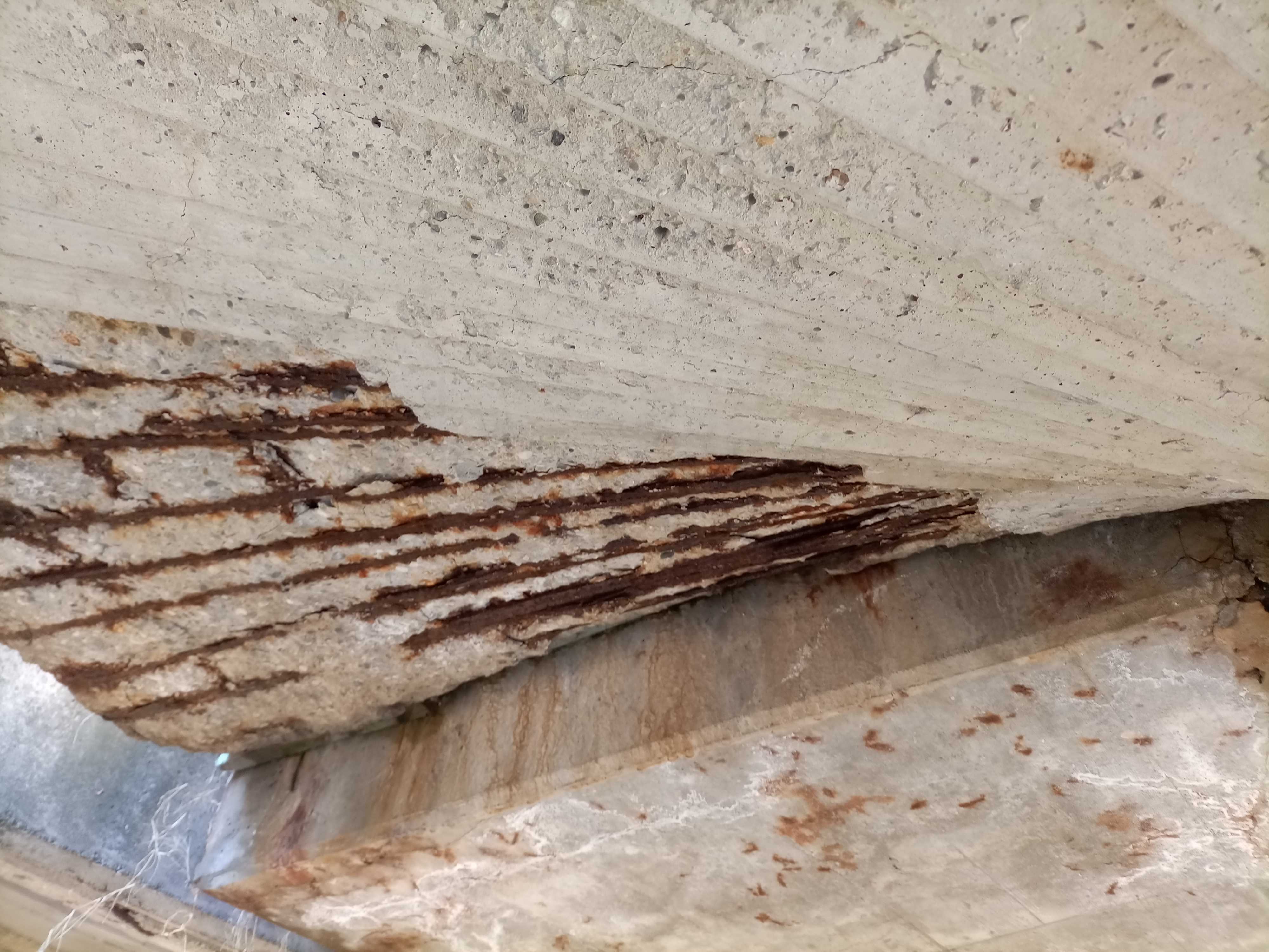 Stopnice pri Titovem mostu