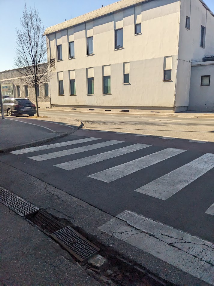 Poškodovan odtok v Kraljeviča Marka ulici